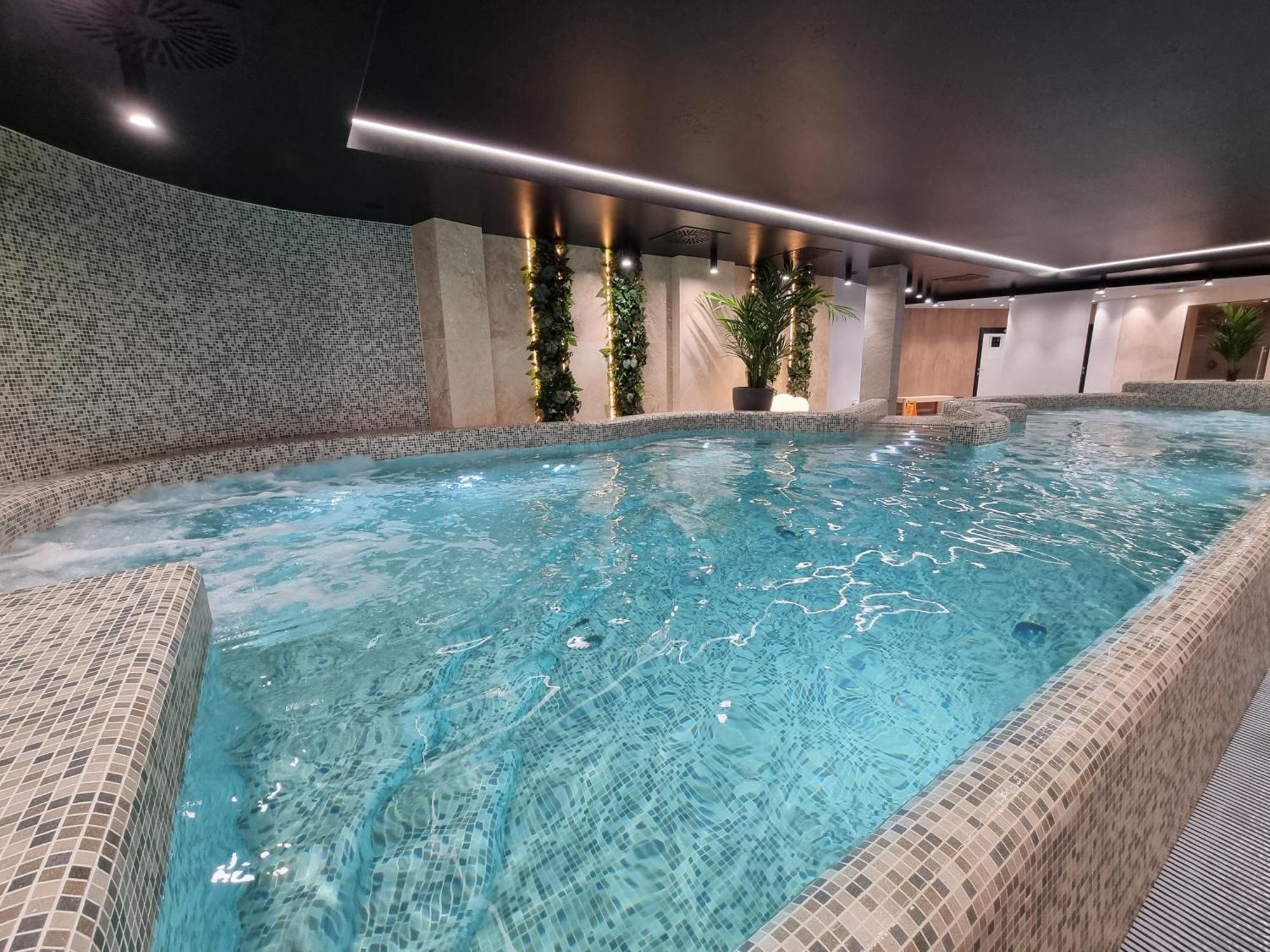 Baltic Waves Resort Baseny Bawialnia Silownia Garaz W Cenie Мендзыздрое Экстерьер фото